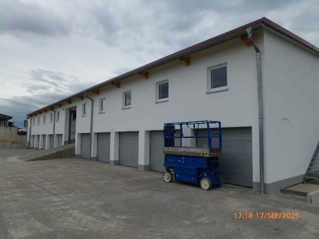 Halle in Neufahrn 180 € 30 m² zimmer