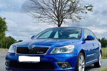 Skoda Octavia 184.000 km 7.200 € Dresden 01067