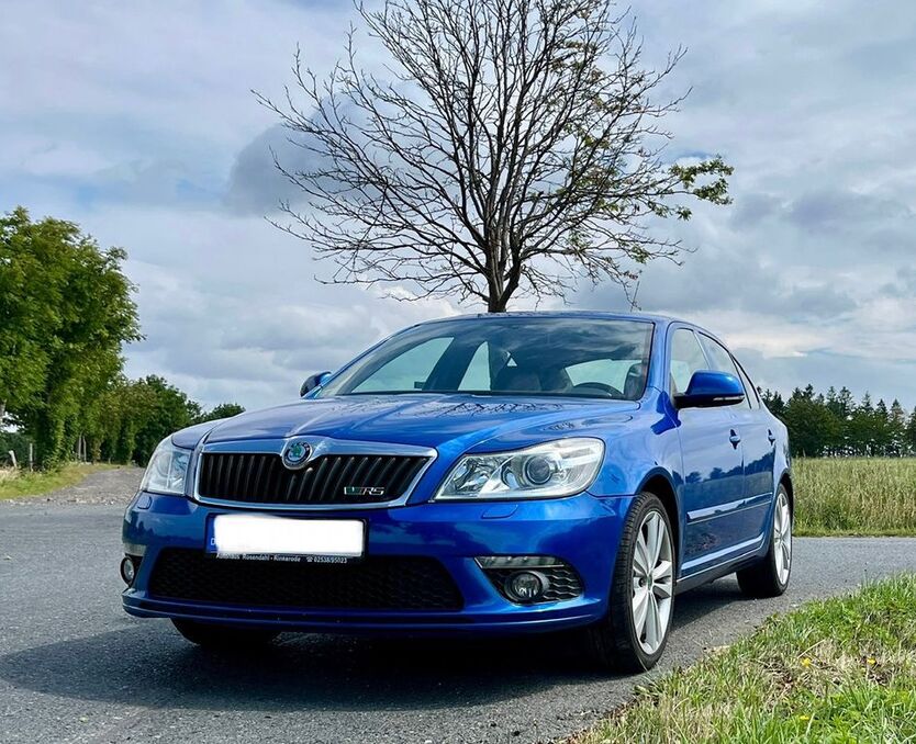 Skoda Octavia 184.000 km 7.200 € Dresden 01067