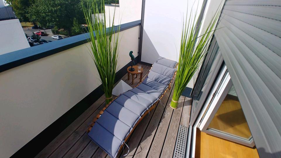 Dachgeschoßwohnung Dresden Plauen - 2 Zimmer, 63 m&sup2;, 915&euro; | Angebot:25432921