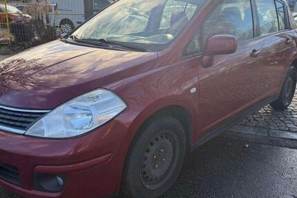 Nissan Tiida 280.000 km 750 &euro; Berlin 13353