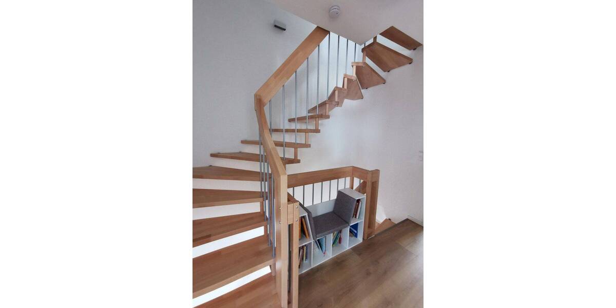 Reihenendhaus Ellwangen Kellerhaus - 5 Zimmer, 146 m&sup2;, 1.700&euro; | Angebot:26824063