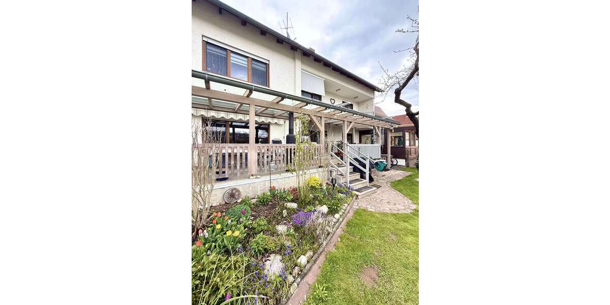 Einfamilienhaus Veitsbronn - 8 Zimmer, 239 m&sup2;, 695.000&euro; | Angebot:26220034