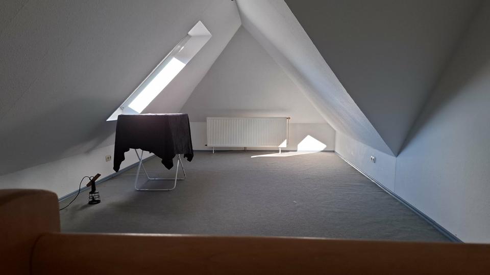 2 Zimmer Wohnung mit Dachgeschoss Ostgroßefehn Ohne Kaution 2 zimmer