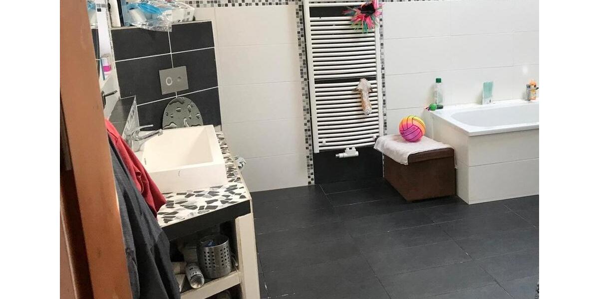 Einfamilienhaus Wassenberg - 5 Zimmer, 150 m&sup2;, 289.000&euro; | Angebot:27096781