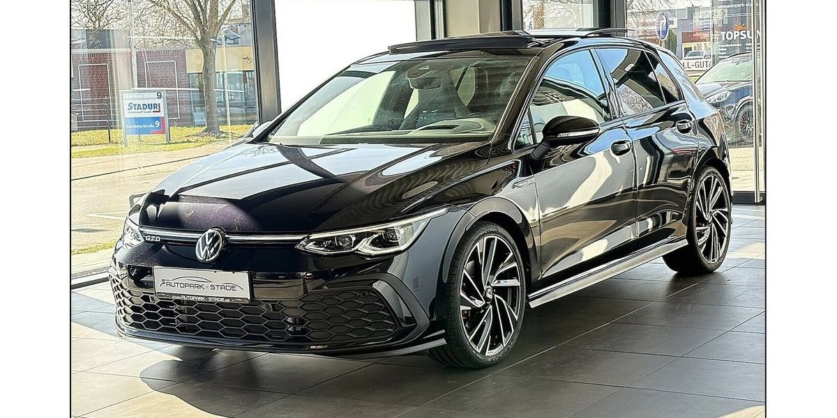 VW Golf VIII GTD Pano LED VirtualCockpit Leder ACC 8.500 km 37.999 &euro; Stade 21682