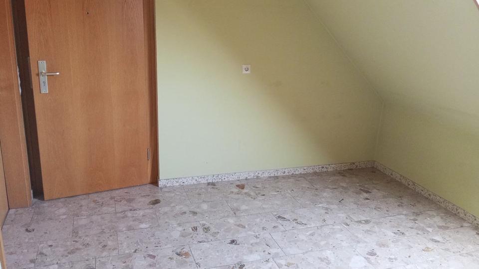 Dachgeschoßwohnung Gerstetten - 1.5 Zimmer, 45 m&sup2;, 400&euro; | Angebot:25405924