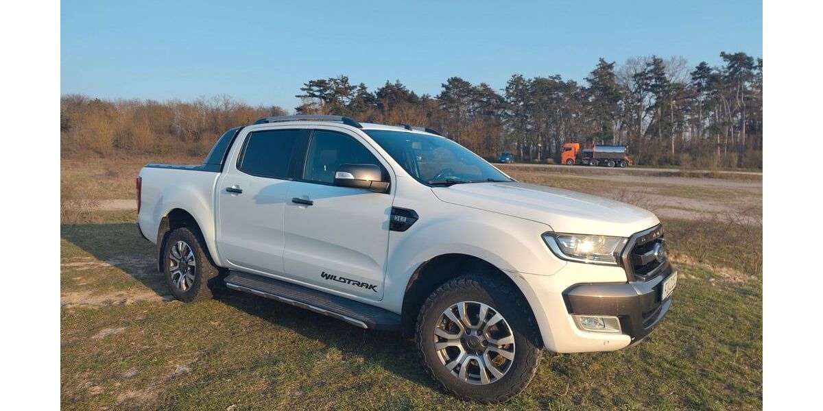 Ford Ranger 173.000 km 19.900 &euro; Würzburg 97072