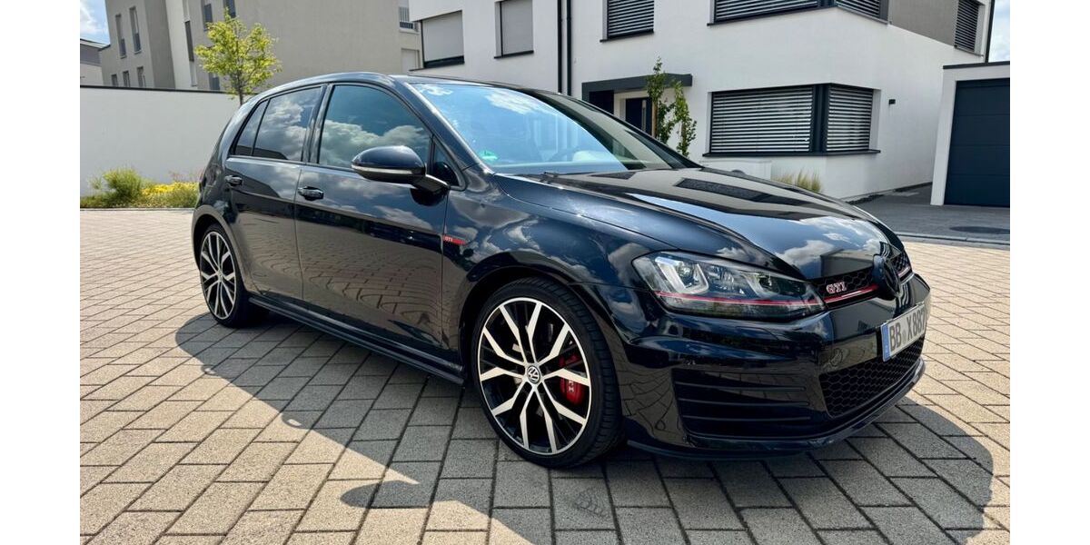 VW Golf 149.000 km 14.490 &euro; Magstadt 71106