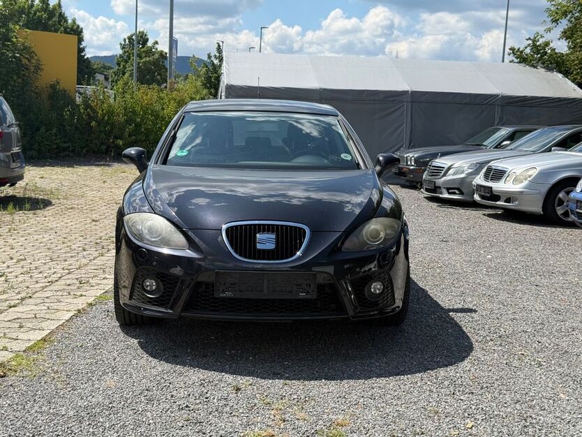 Seat Leon 171.000 km 2.999 € Salach 73084