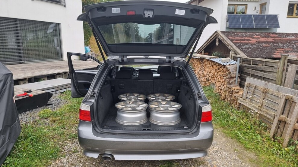 BMW 520 280.000 km 2.550 € Rosenheim 83013