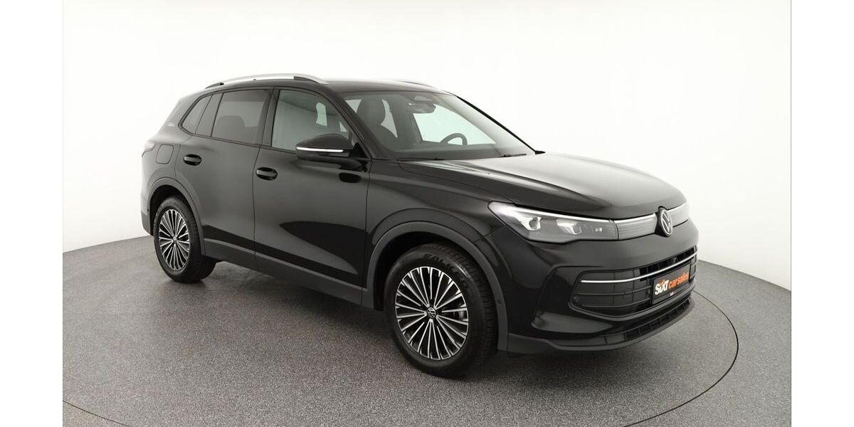 VW Tiguan 32.489 km 33.330 &euro; Garching 85748