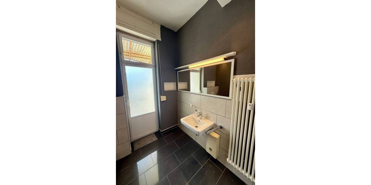 Etagenwohnung Saarbrücken St Johann - 5 Zimmer, 208 m&sup2;, 1.900&euro; | Angebot:26358490