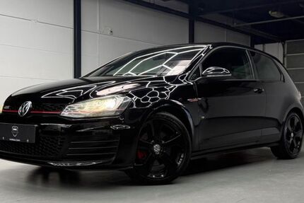 VW Golf 103.780 km 15.480 € Sinsheim 74889