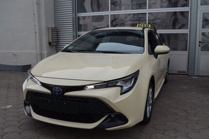 Toyota Corolla 45.500 km 30.990 &euro; München 81249