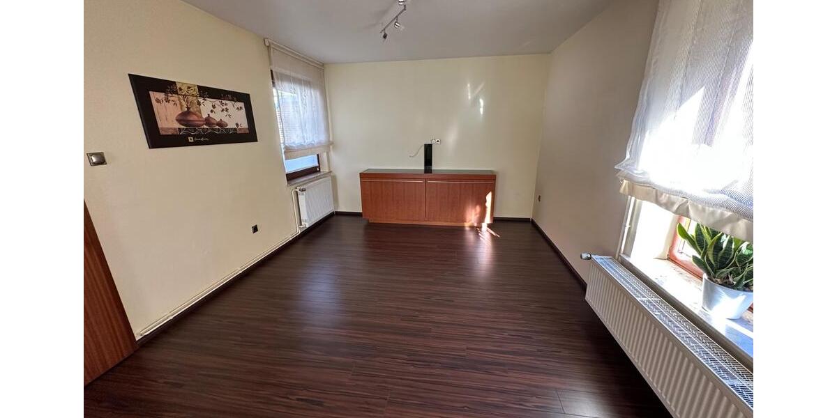 Einfamilienhaus Duderstadt - 7 Zimmer, 142 m&sup2;, 269.000&euro; | Angebot:26321106