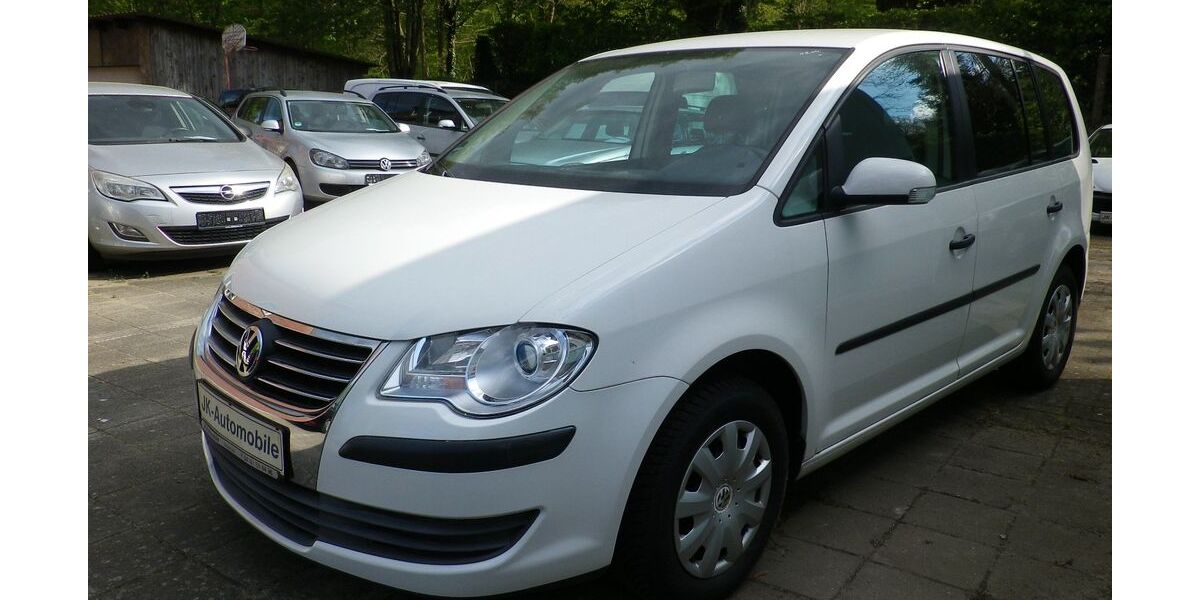 VW Touran 105.463 km 5.990 &euro; Buxtehude 21614
