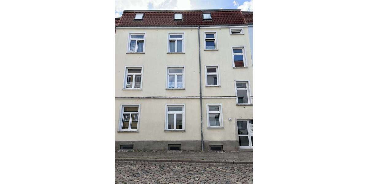 Haus zum Kaufen in Wismar 230.000 € 164.69 m² 8 zimmer