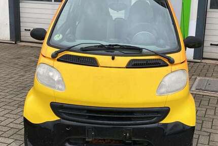 Smart forTwo 139.796 km 750 &euro; Borstel 27246