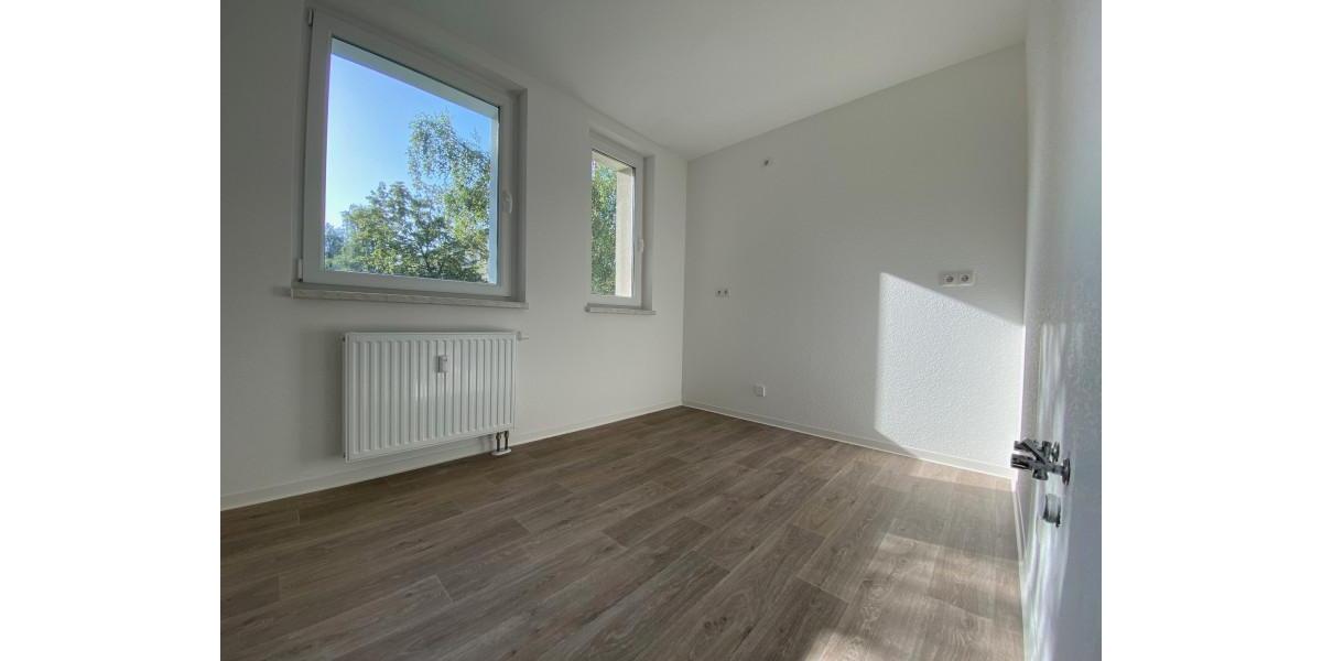 Etagenwohnung Staßfurt - 3 Zimmer, 91 m&sup2;, 680&euro; | Angebot:26645800