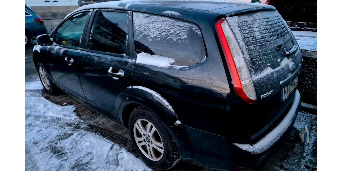 Ford Focus 247.355 km 2.650 &euro; Filderstadt 70794