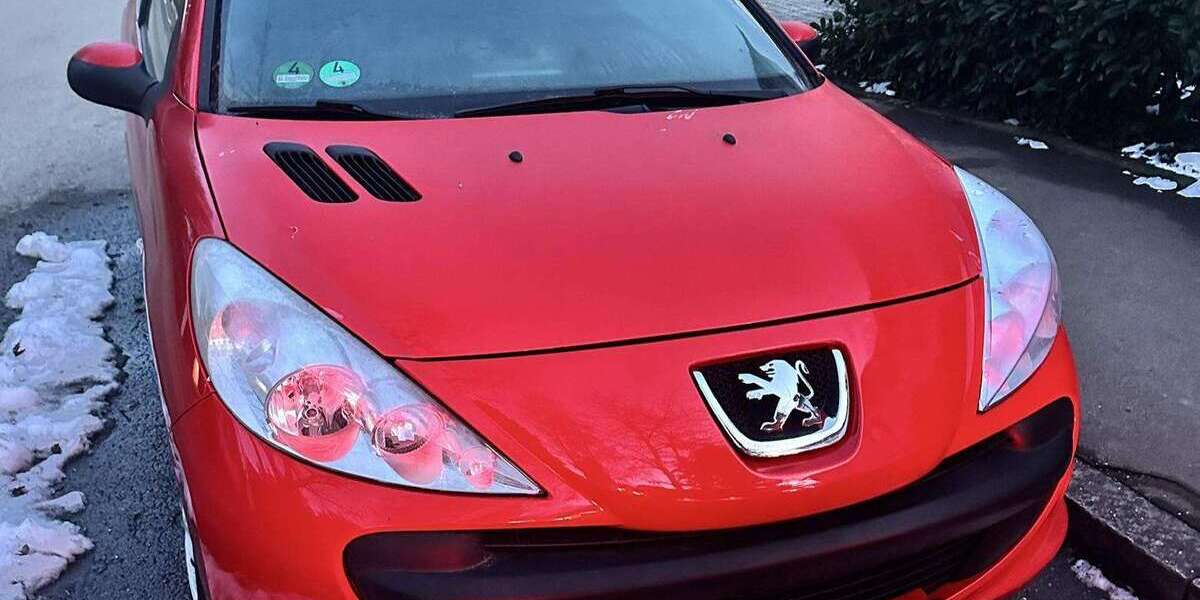 Peugeot 206 153.000 km 2.200 &euro; München 80995