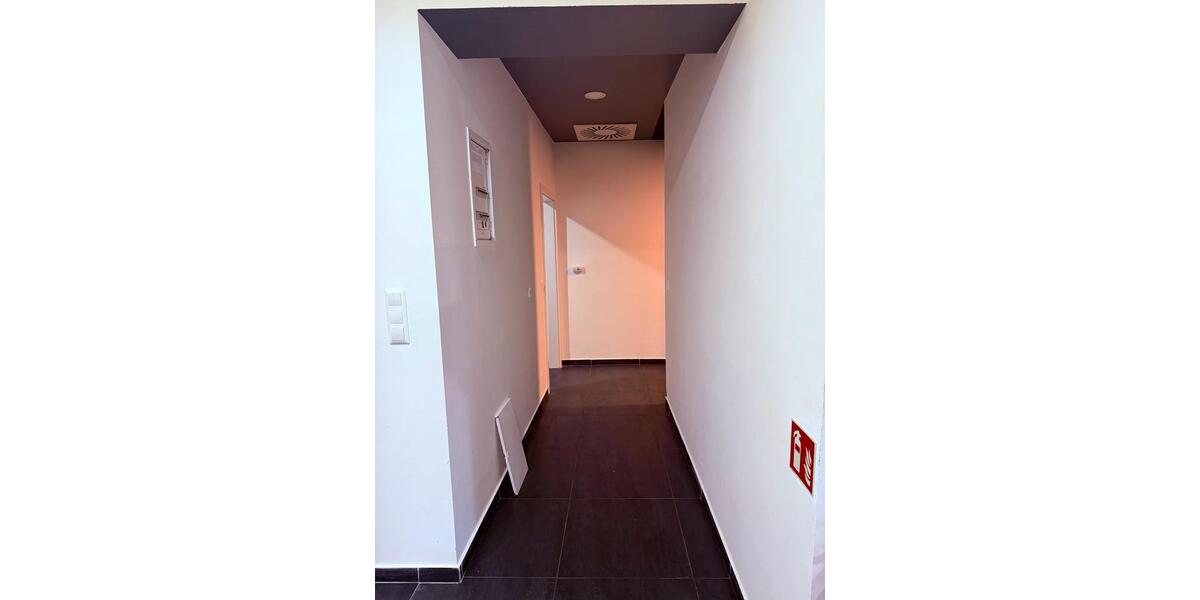 Gewerbeobjekt Haßloch - 2.100&euro; | Angebot:24478000