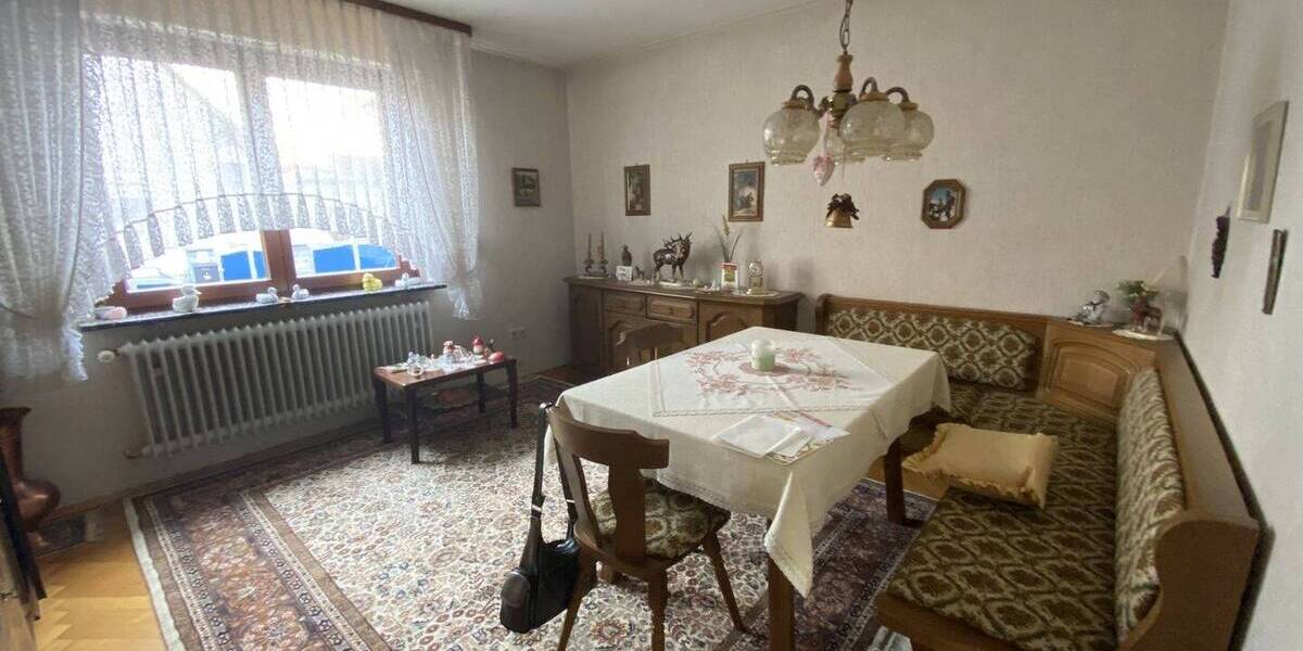 BIETERVERFAHREN - PROVISIONSFREI für Käufer - Einfamilienhaus mit Entwicklungsspielraum 4 zimmer