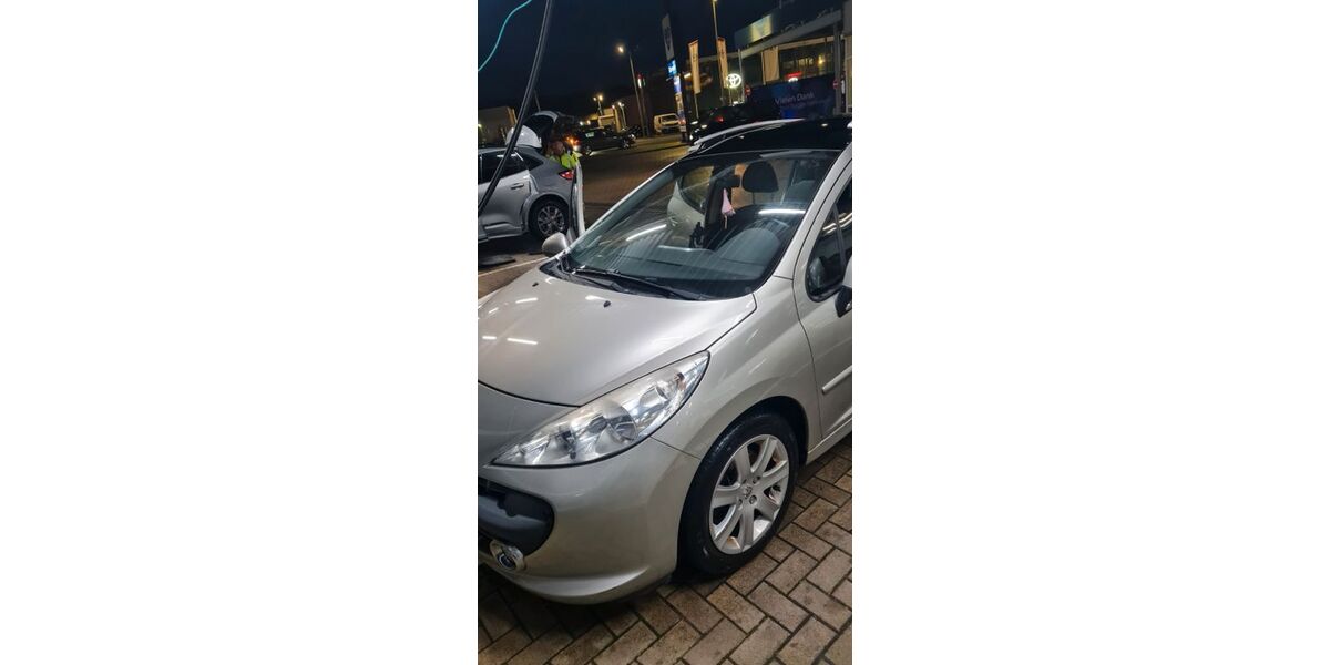 Peugeot 207 147.000 km 2.000 &euro; Bochum 44805