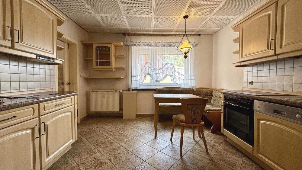 Einfamilienhaus Kubschütz Jenkwitz - 8 Zimmer, 179 m&sup2;, 240.000&euro; | Angebot:25877470
