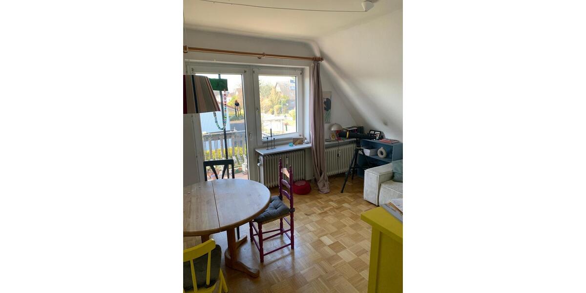 Dachgeschoßwohnung Winsen (Luhe) - 3.5 Zimmer, 63 m&sup2;, 810&euro; | Angebot:25825494