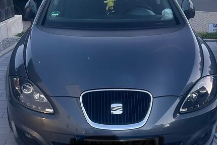 Seat Leon 147.000 km 3.950 &euro; Kamen 59174