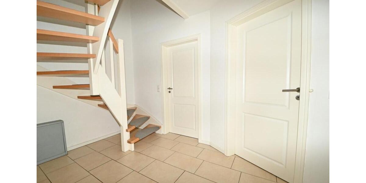 Doppelhaushälfte Niebüll - 4 Zimmer, 97 m&sup2;, 1.250&euro; | Angebot:25419085