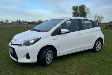 Toyota Yaris 154.811 km 7.800 &euro; Kremmen 16766