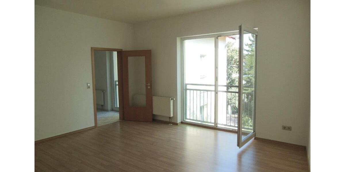 Etagenwohnung Erfurt Andreasvorstadt - 2 Zimmer, 74 m&sup2;, 210.000&euro; | Angebot:26447327