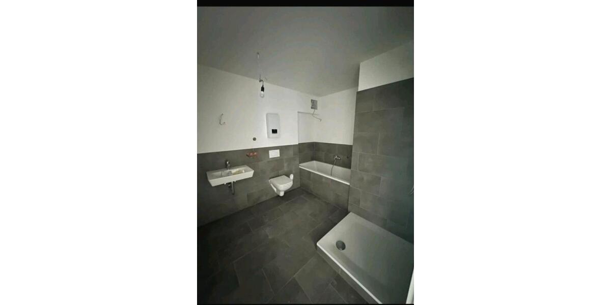 Etagenwohnung Würselen - 5 Zimmer, 125 m&sup2;, 1.550&euro; | Angebot:24727023