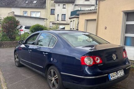VW Passat 212.000 km 2.299 &euro; Bendorf 56170