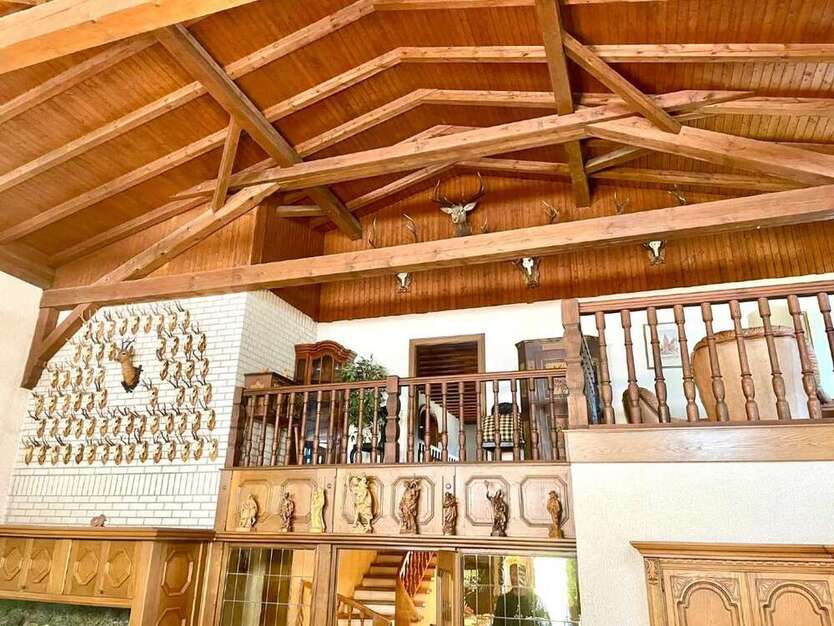 Haus zum Kaufen in Aldersbach 2.299.000 € 300 m²