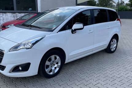 Peugeot 5008 96.000 km 6.950 &euro; Herzogenrath 52134