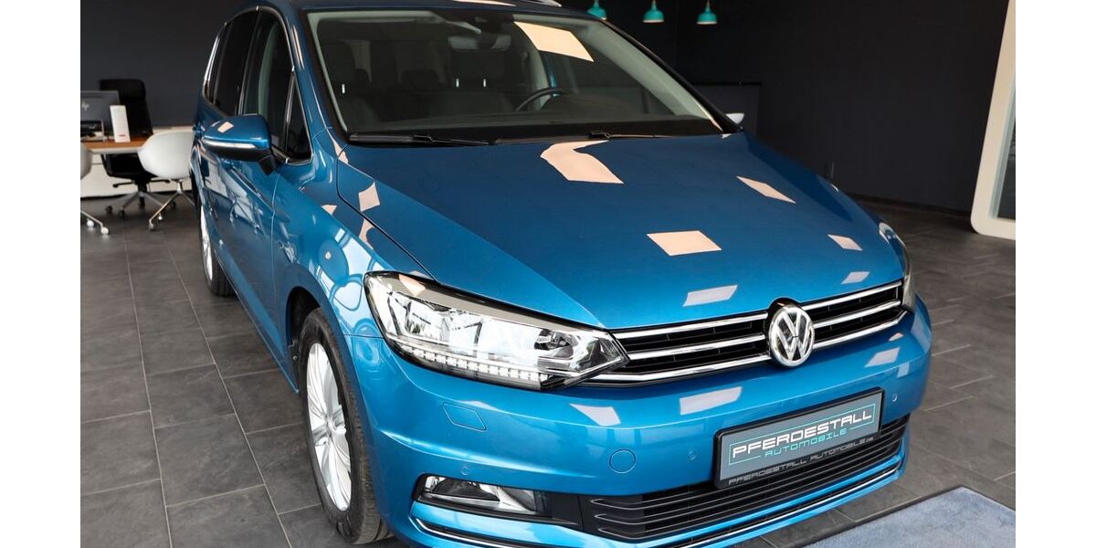 VW Touran 93.162 km 18.985 &euro; Hoyerswerda 02977