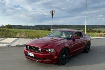 Ford Mustang 145.000 km 21.000 &euro; Solms 35606