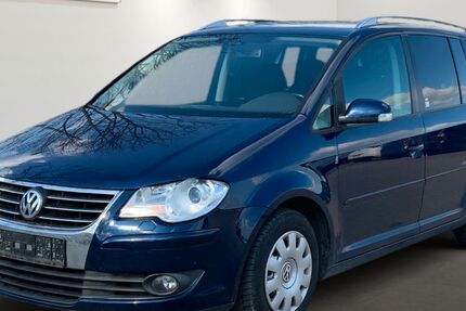 VW Touran 243.509 km 3.299 &euro; Brehna 06796