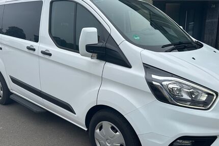 Ford Transit Custom 60.000 km 20.880 &euro; Duisburg 47138
