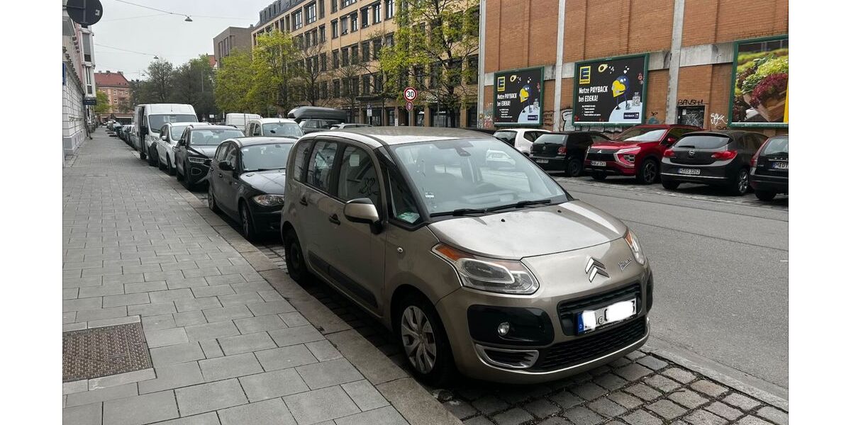 Citroen C3 Picasso 131.500 km 3.700 &euro; München 80337