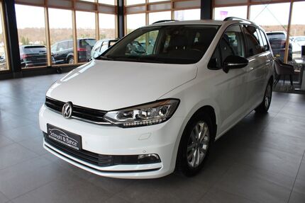 VW Touran 79.000 km 23.490 &euro; Amstetten 73340