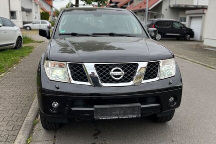 Nissan Pathfinder 197.029 km 5.300 &euro; Gross-Rorheim 68649