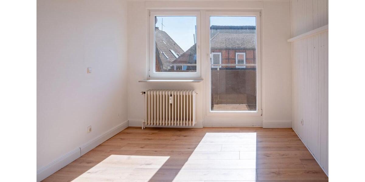 Dachgeschoßwohnung Bienenbüttel - 3 Zimmer, 79 m&sup2;, 770&euro; | Angebot:26130265