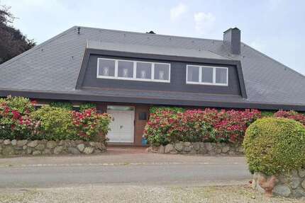 Haus Aventoft - 11 Zimmer, 452 m&sup2;, 780.000&euro; | Angebot:27068924