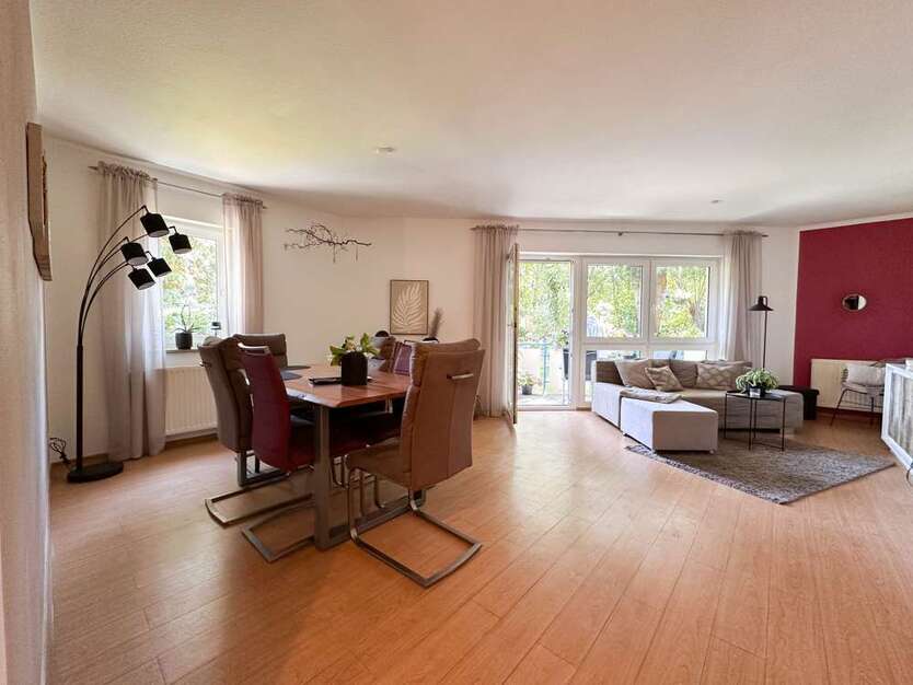 Wohnung zum Kaufen in Coburg 209.000 € 76.93 m²