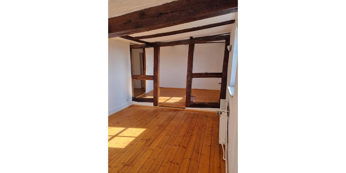 Dachgeschoßwohnung Homberg (Efze) - 3 Zimmer, 53 m&sup2;, 372&euro; | Angebot:26365816